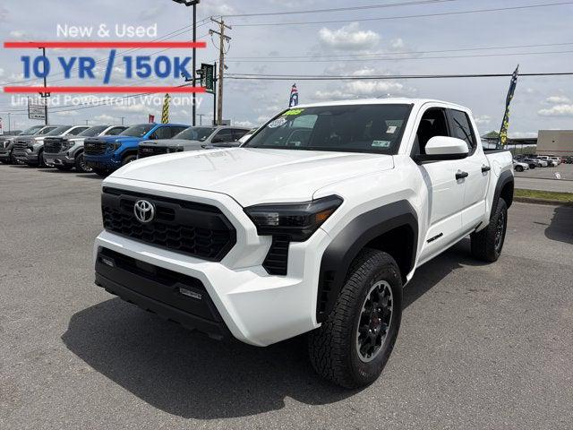 2025 Toyota Tacoma SR 2025 Toyota Tacoma SR