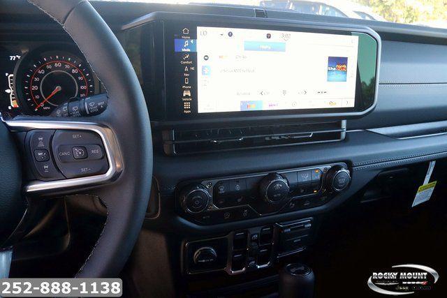 2026 Jeep Wrangler 4-Door Sahara 4x4