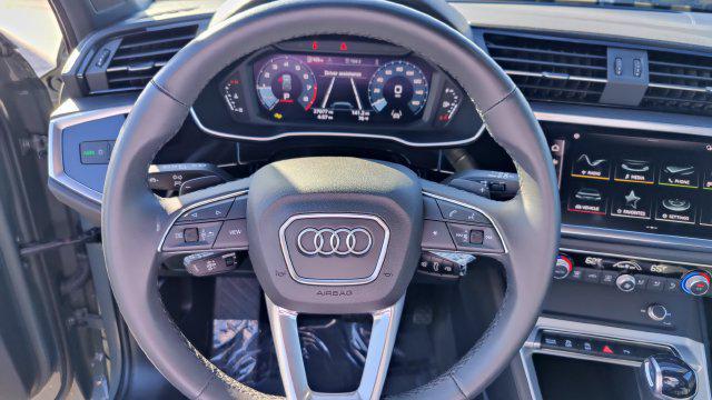 2025 Audi Q3 Premium 45 TFSI S line quattro Tiptronic