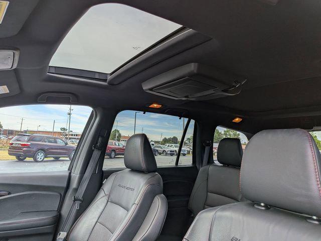 2022 Honda Pilot AWD Black Edition