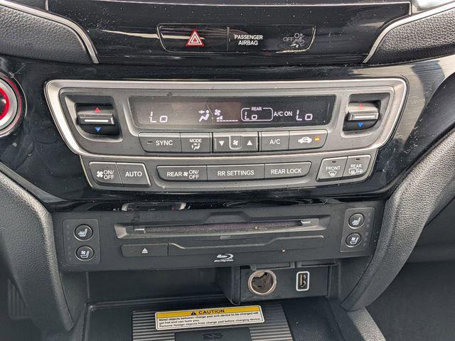 2022 Honda Pilot AWD Black Edition