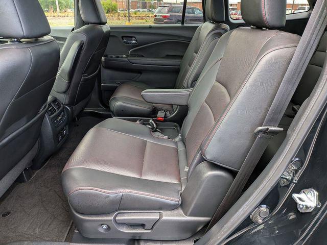 2022 Honda Pilot AWD Black Edition
