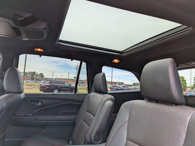 2022 Honda Pilot AWD Black Edition