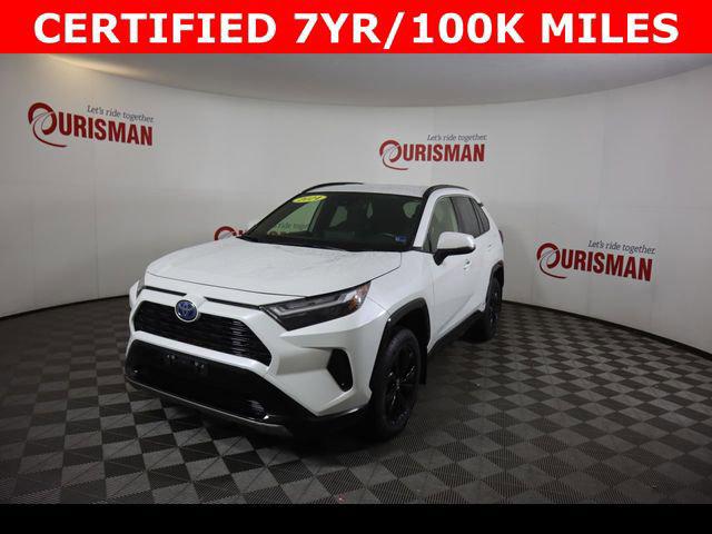 2024 Toyota RAV4 SE - Photo 2