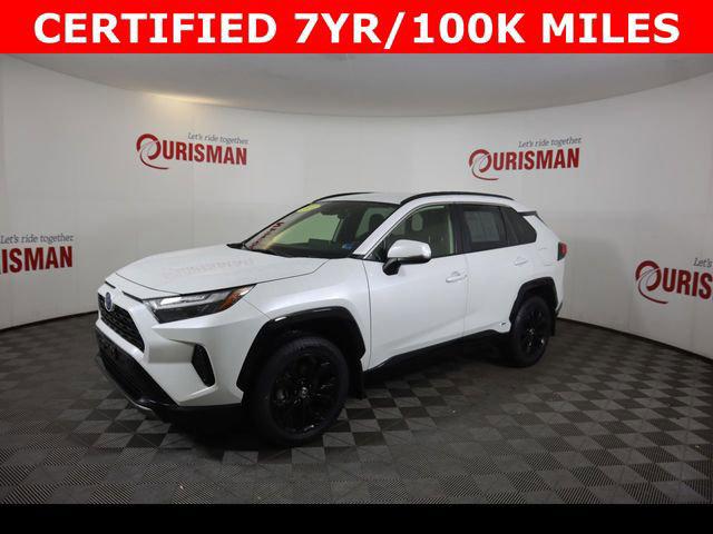 2024 Toyota RAV4 SE - Photo 4