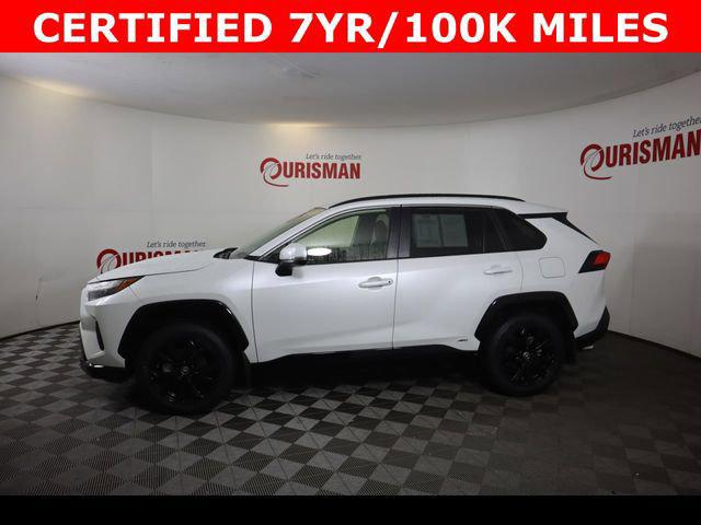 2024 Toyota RAV4 SE - Photo 6
