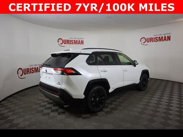 2024 Toyota RAV4 SE - Photo 10