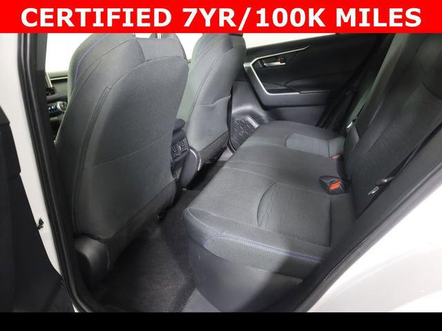 2024 Toyota RAV4 SE - Photo 15