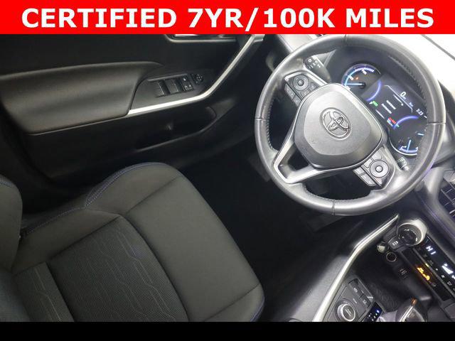 2024 Toyota RAV4 SE - Photo 18