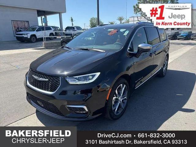 2026 Chrysler Pacifica Pinnacle for sale in Bakersfield, CA