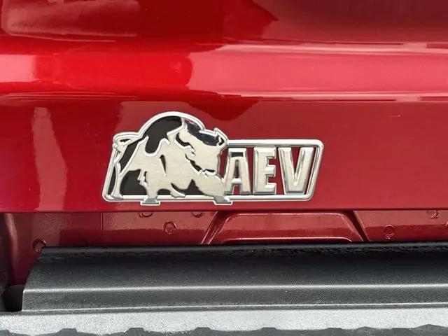 2025 GMC Canyon 4WD AT4