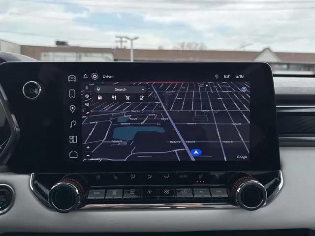 2025 GMC Canyon 4WD AT4