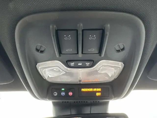 2025 GMC Canyon 4WD AT4