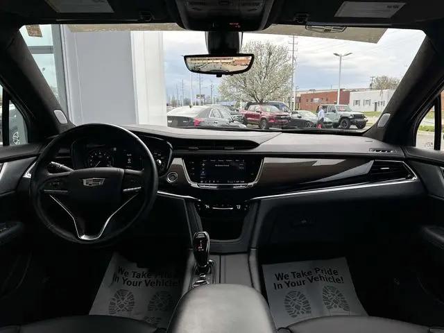 2025 Cadillac XT6 AWD Premium Luxury