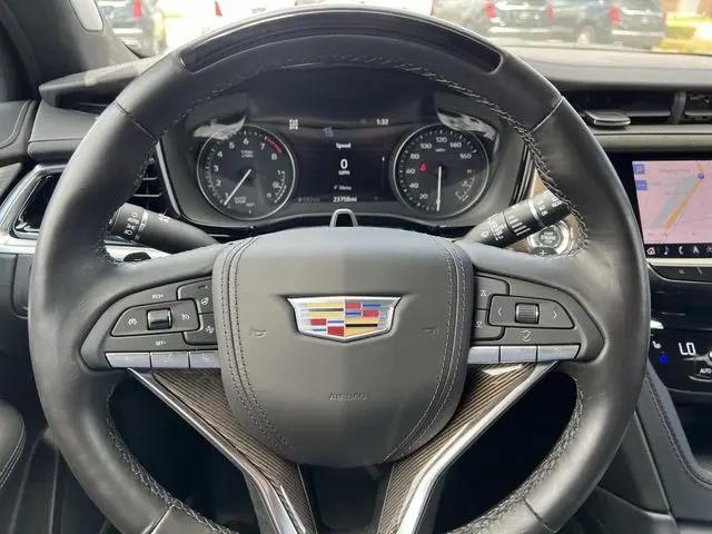 2025 Cadillac XT6 AWD Premium Luxury