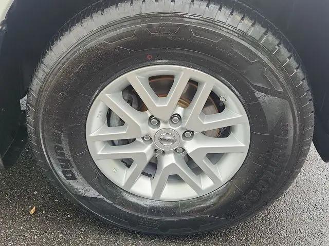 2017 Nissan Frontier SV