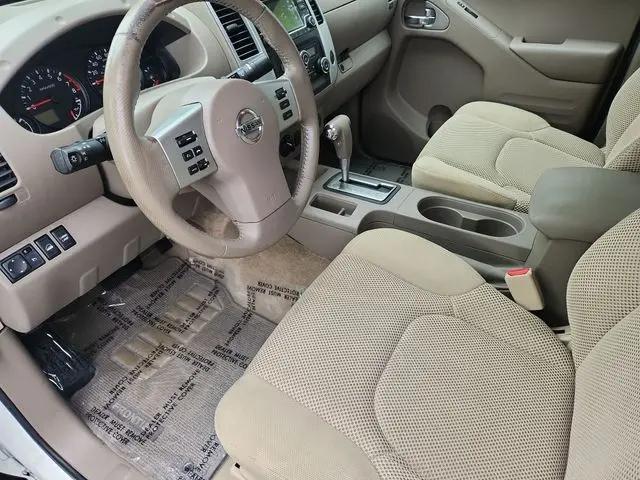 2017 Nissan Frontier SV