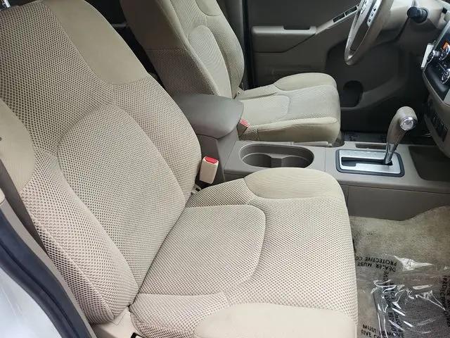 2017 Nissan Frontier SV
