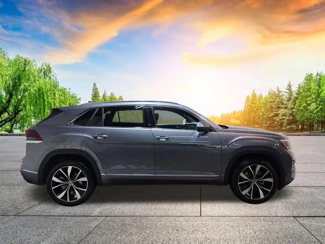2024 Volkswagen Atlas Cross Sport 2.0T SEL Premium R-Line