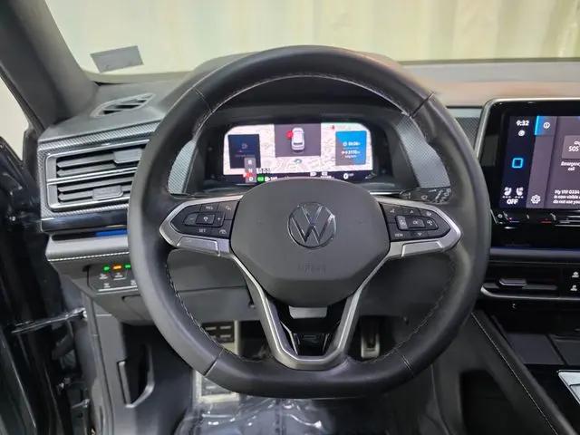 2024 Volkswagen Atlas Cross Sport 2.0T SEL Premium R-Line