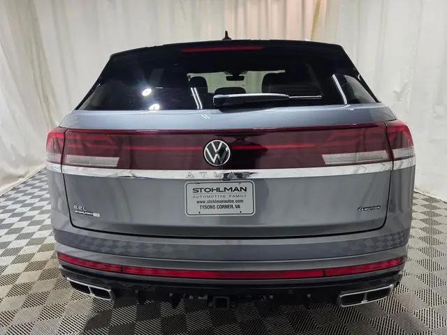 2024 Volkswagen Atlas Cross Sport 2.0T SEL Premium R-Line