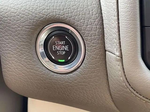 2023 GMC Yukon 4WD Denali