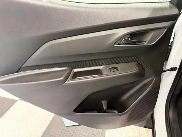2027 Chevrolet Bolt LT FWD