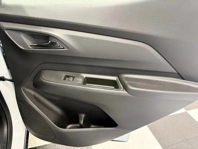 2027 Chevrolet Bolt LT FWD