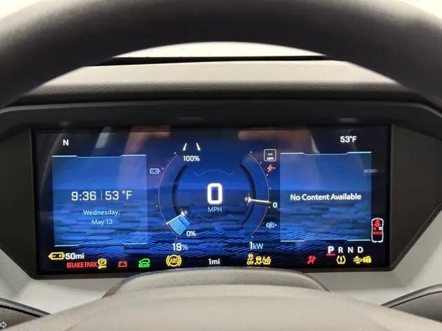 2027 Chevrolet Bolt LT FWD