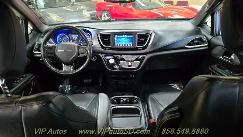 2019 Chrysler Pacifica Touring L