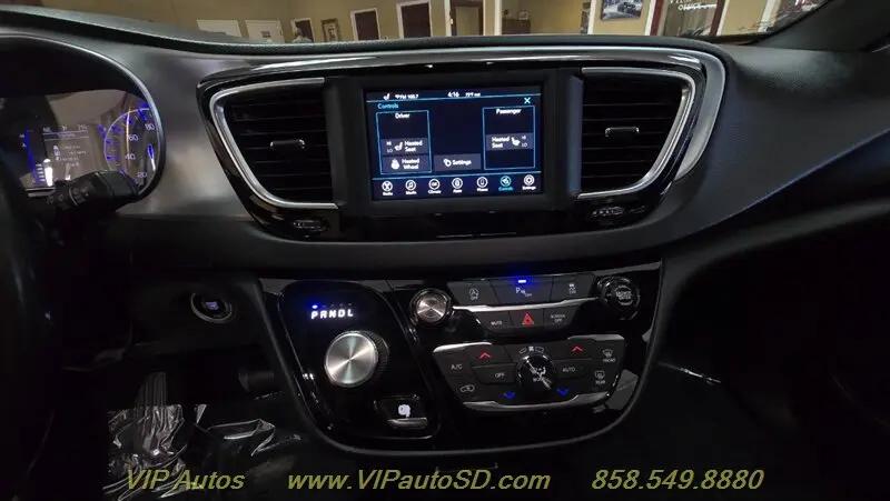 2019 Chrysler Pacifica Touring L