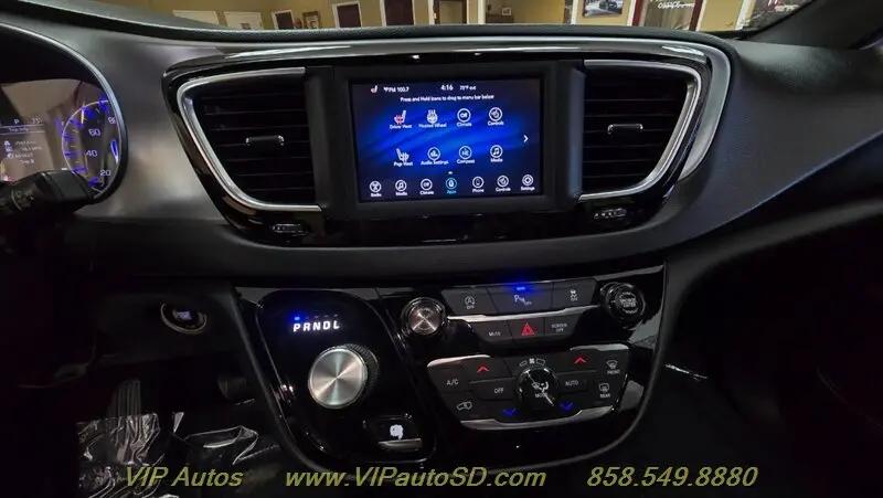 2019 Chrysler Pacifica Touring L