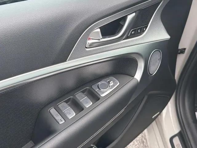 2026 Genesis G70 2.5T AWD Prestige