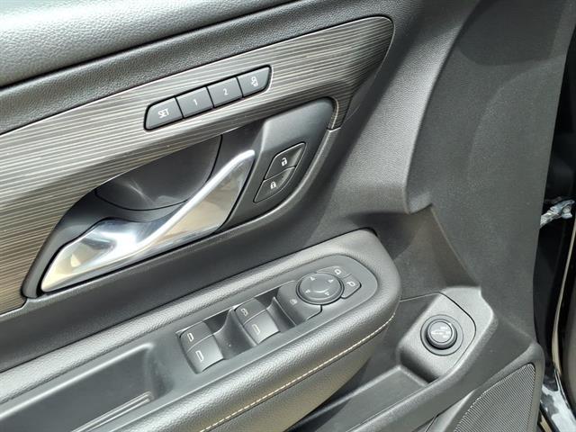 2022 GMC Terrain AWD SLT