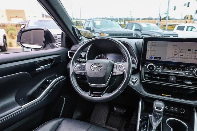 2023 Toyota Highlander XSE
