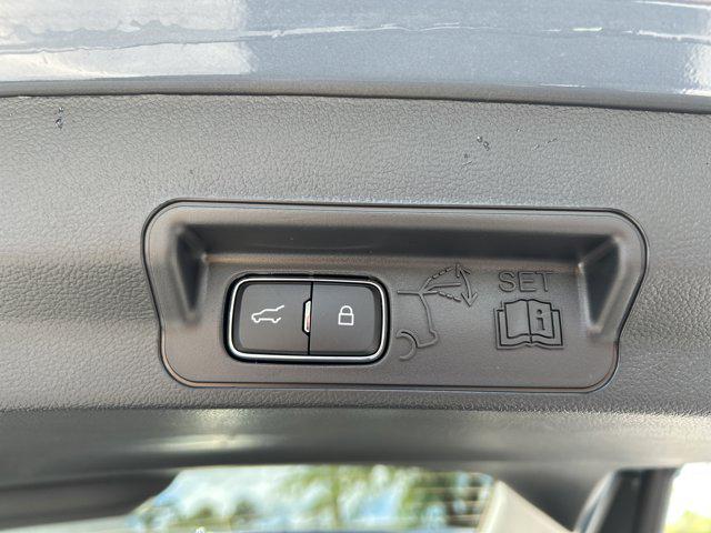 2026 Ford Explorer Active w/200A Pkg RWD