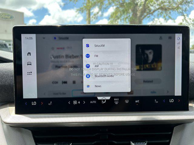 2026 Ford Explorer Active w/200A Pkg RWD