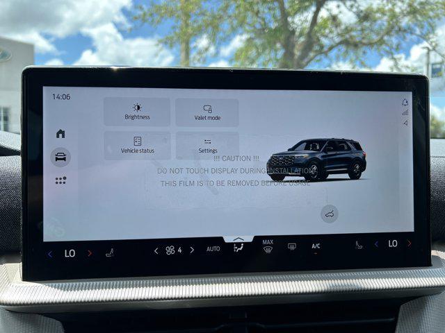 2026 Ford Explorer Active w/200A Pkg RWD
