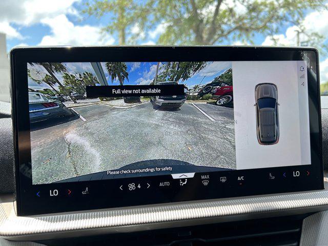 2026 Ford Explorer Active w/200A Pkg RWD