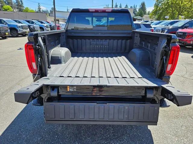 2025 GMC Sierra 1500 4WD Crew Cab Short Box Denali
