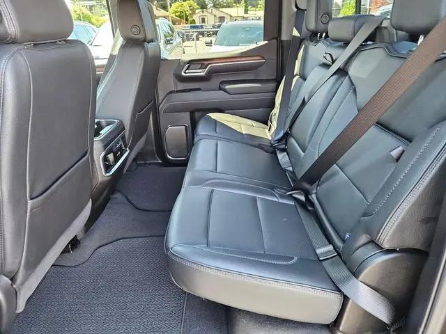 2025 GMC Sierra 1500 4WD Crew Cab Short Box Denali