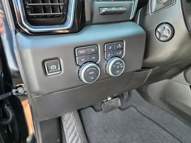 2025 GMC Sierra 1500 4WD Crew Cab Short Box Denali