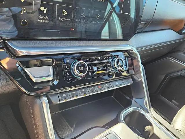 2025 GMC Sierra 1500 4WD Crew Cab Short Box Denali