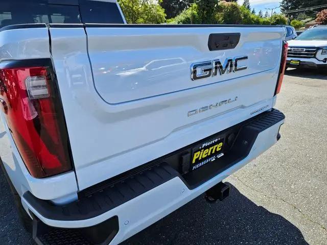 2026 GMC Sierra 3500HD Crew Cab, Long Bed, Denali Ultimate, 4WD