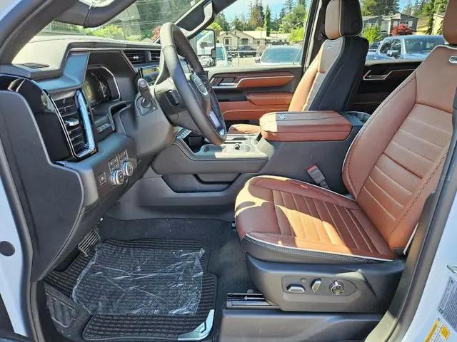 2026 GMC Sierra 3500HD Crew Cab, Long Bed, Denali Ultimate, 4WD