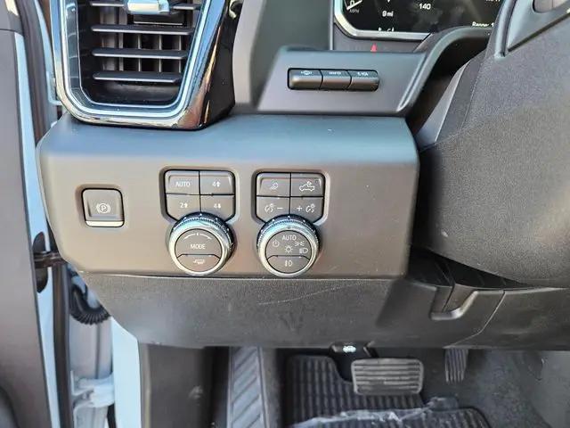 2026 GMC Sierra 3500HD Crew Cab, Long Bed, Denali Ultimate, 4WD