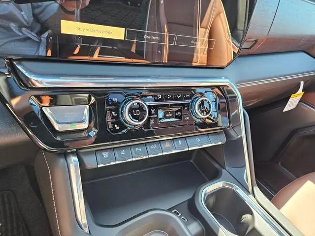 2026 GMC Sierra 3500HD Crew Cab, Long Bed, Denali Ultimate, 4WD