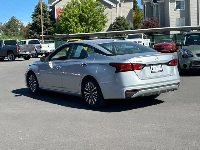 2023 Nissan Altima SV FWD