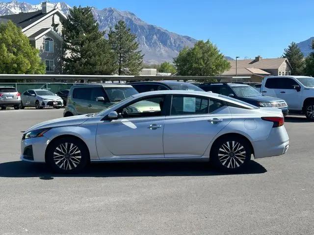 2023 Nissan Altima SV FWD