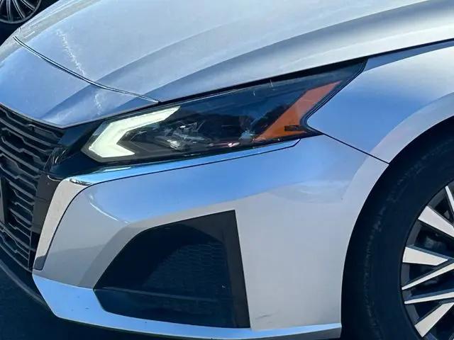2023 Nissan Altima SV FWD